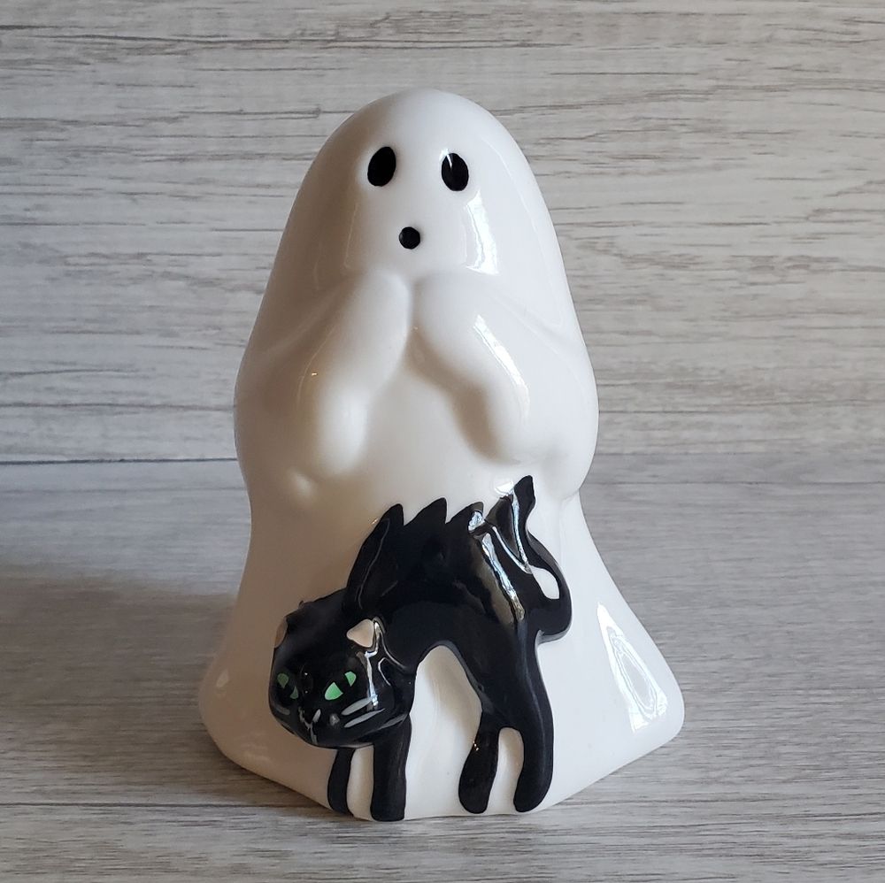 Viral Hyde and Eek Ghost With Black Cat Halloween Ceramic Sculpture